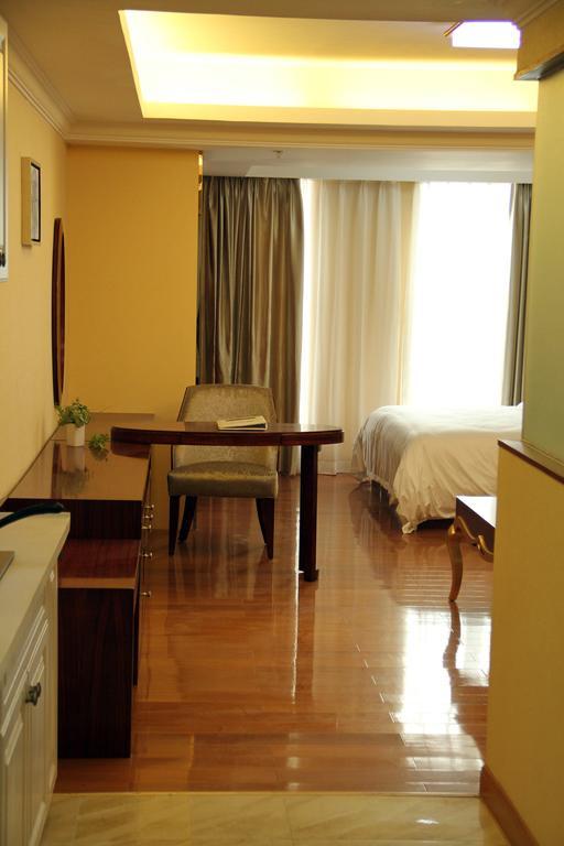 Waifiden Grand Easter International Apartment Гуанчжоу Номер фото